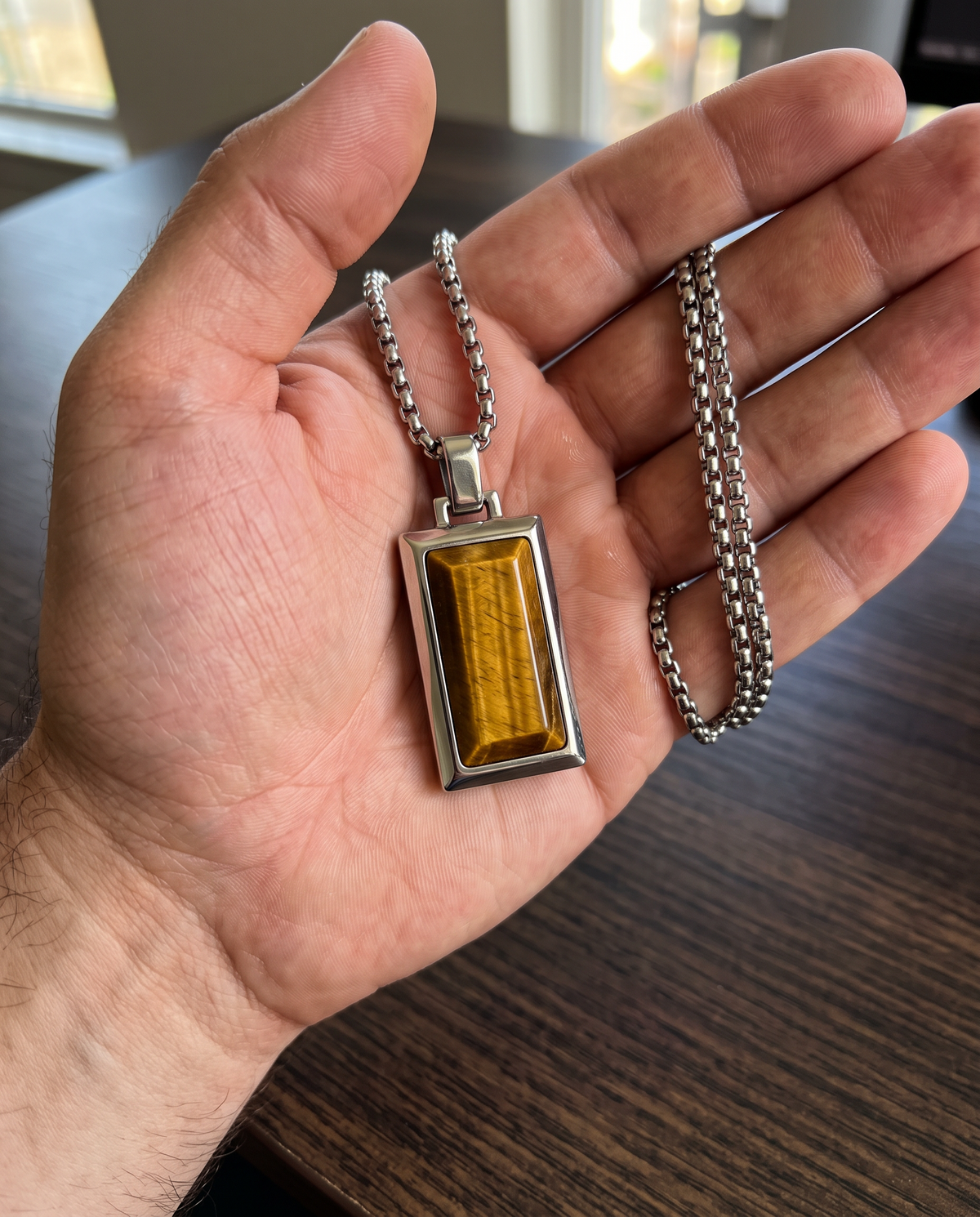 שרשרת טרה מקרוב
